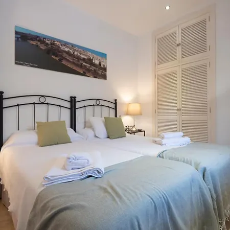 Con Encanto En Patio Sevillano Apartment