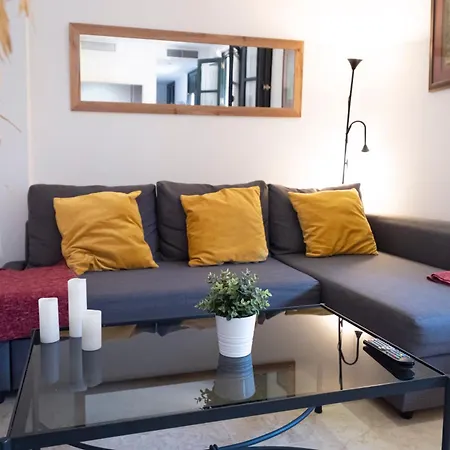 Con Encanto En Patio Sevillano Apartment *